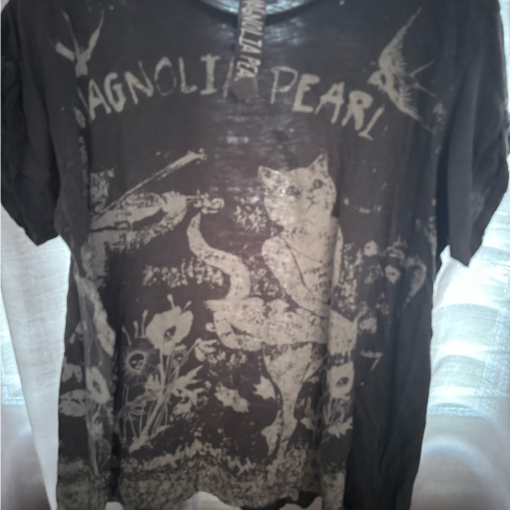 Magnolia Pearl Brown Short Sleeve Tee